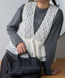 TRIANGLE PALETTE | レースペプラムVネックベスト(ベスト)