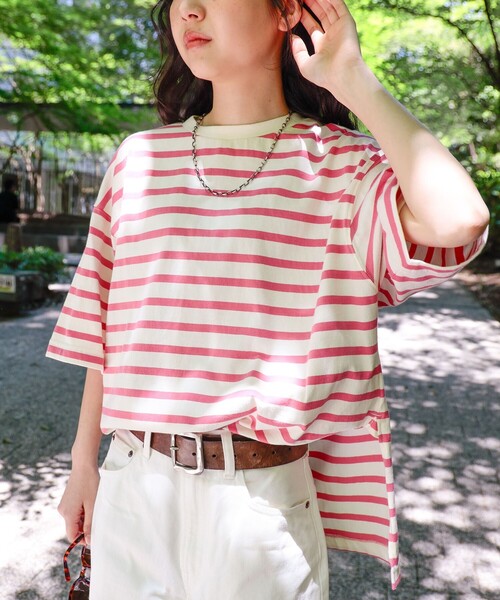 BEAMS BOY(ビームスボーイ)の「ボーダー ビッグ ショートスリーブ(Tシャツ/カットソー・レディース・オフホワイト/ホワイト系その他7/ネイビー・ONE SIZE)」の1枚目の写真