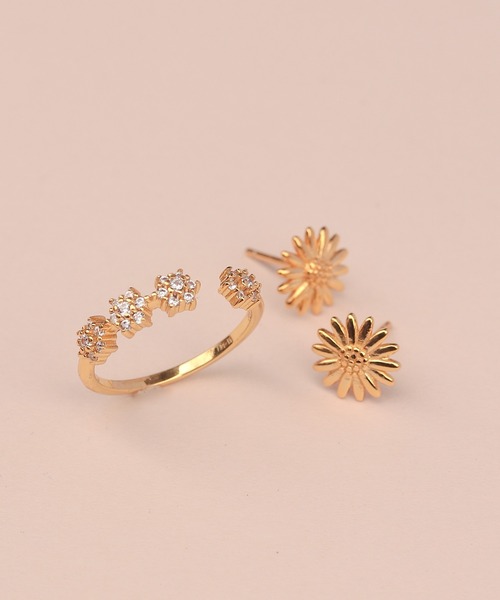 NOIR DE POUPEE(ノワールドプーペ)の「【WEB限定】silver925 デイジーピアス(ピアス(両耳用)・レディース・ゴールド/シルバー・FREE)」の5枚目の写真