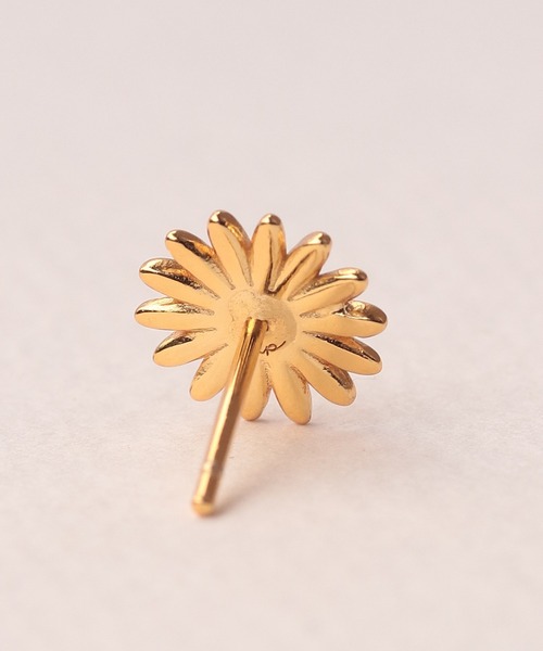 NOIR DE POUPEE(ノワールドプーペ)の「【WEB限定】silver925 デイジーピアス(ピアス(両耳用)・レディース・ゴールド/シルバー・FREE)」の7枚目の写真