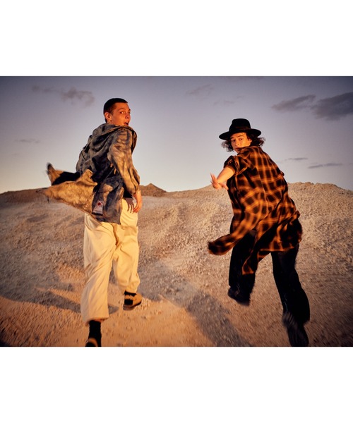 glamb(グラム)の「Knee Tuck Color Pants / ニータックカラーパンツ(カーゴパンツ・メンズ・ホワイト/ブラック/ワイン・S/M/L)」の19枚目の写真