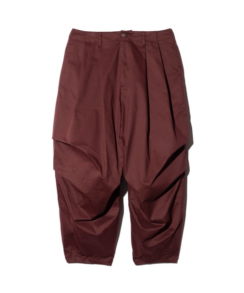 glamb(グラム)の「Knee Tuck Color Pants / ニータックカラーパンツ(カーゴパンツ・メンズ・ホワイト/ブラック/ワイン・S/M/L)」の5枚目の写真