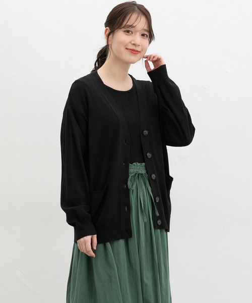 Honeys（ハニーズ）の「【ＵＶカット・ウォッシャブル・花粉リリース加工】花粉対策Ｖネックカーディガン（カーディガン/ボレロ・レディース・ネイビー/ベージュ/ライトグリーン/サックスブルー/ブラック/ライトブラウン/杢グレー・3L/L/LL/M/S）」の11枚目の写真