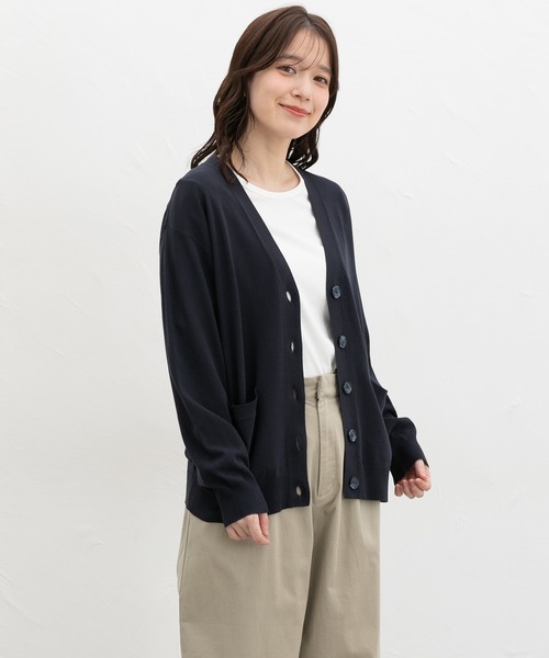 Honeys（ハニーズ）の「【ＵＶカット・ウォッシャブル・花粉リリース加工】花粉対策Ｖネックカーディガン（カーディガン/ボレロ・レディース・ネイビー/ベージュ/ライトグリーン/サックスブルー/ブラック/ライトブラウン/杢グレー・3L/L/LL/M/S）」の13枚目の写真