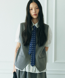 KOOKEESEE（クキシ）の「ドットパターンのスリムネクタイ_ネイビー（ネクタイ）」