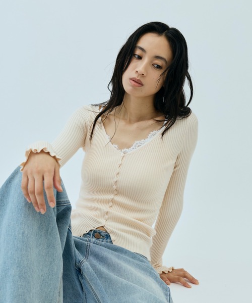 DRWCYS（ドロシーズ）の「リブVネックニットカーデ（カーディガン/ボレロ・レディース・ピンク/オフホワイト/ブラック・FREE）」の9枚目の写真