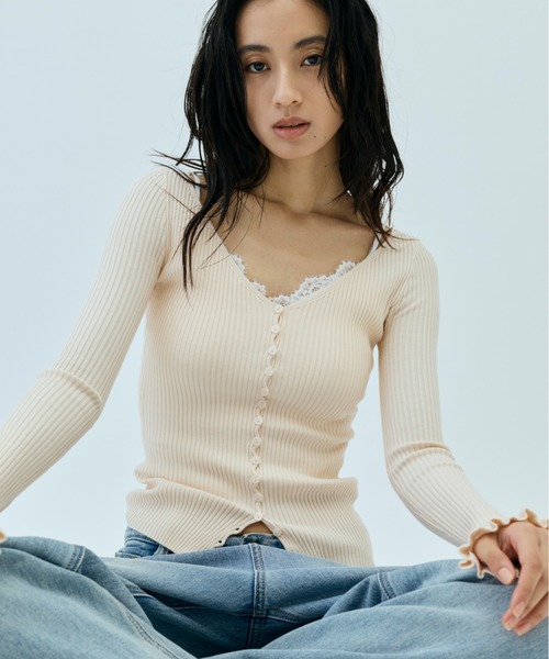 DRWCYS（ドロシーズ）の「リブVネックニットカーデ（カーディガン/ボレロ・レディース・ピンク/オフホワイト/ブラック・FREE）」の10枚目の写真