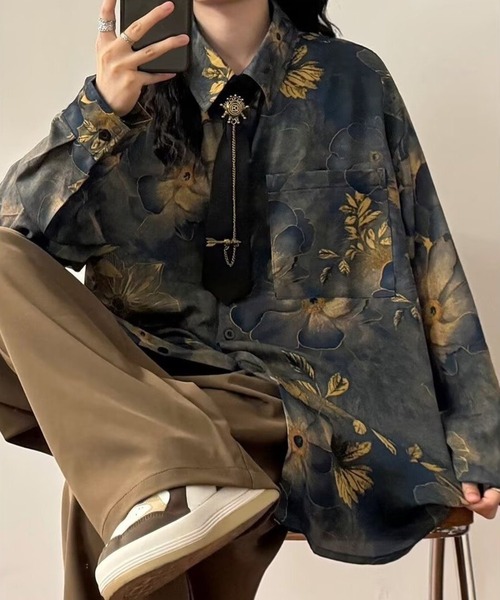 CANVAS+（キャンバスプラス）の「【CANVAS＋】花柄プリントシャツ（シャツ/ブラウス・レディース・ネイビー・M）」の2枚目の写真