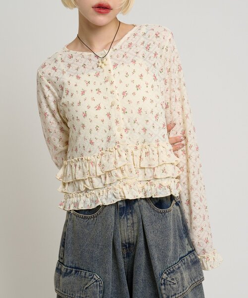 w closet（ダブルクローゼット）の「裾フリル花柄カーディガン（Tシャツ/カットソー・レディース・アイボリー/ピンク/オフホワイト・FREE）」の2枚目の写真