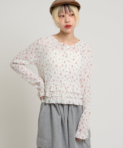 w closet（ダブルクローゼット）の「裾フリル花柄カーディガン（Tシャツ/カットソー・レディース・アイボリー/ピンク/オフホワイト・FREE）」の4枚目の写真