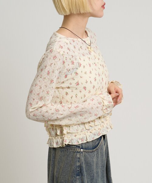 w closet(ダブルクローゼット)の「裾フリル花柄カーディガン(Tシャツ/カットソー・レディース・アイボリー/ピンク/オフホワイト・FREE)」の15枚目の写真
