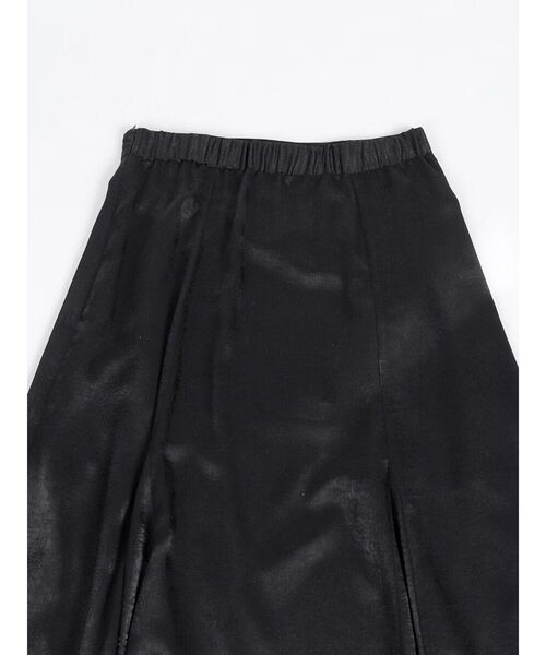 :ETHROF(イーサオブ)の「A-LINE TUCK SATIN SKIRT(スカート・レディース・ブラック・MEDIUM)」の18枚目の写真