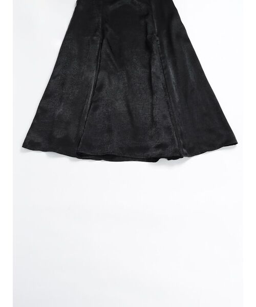 :ETHROF(イーサオブ)の「A-LINE TUCK SATIN SKIRT(スカート・レディース・ブラック・MEDIUM)」の20枚目の写真