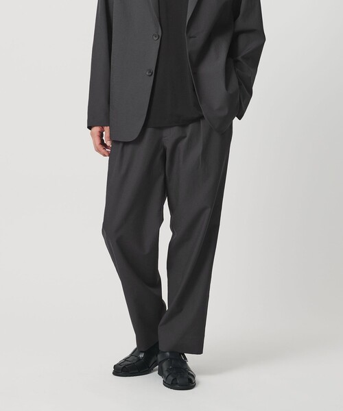 BEAUTY&YOUTH UNITED ARROWS(ビューティーアンドユースユナイテッドアローズ)の「KOMATSU PACK 1プリーツ イージー ワイド テーパード パンツ NO.9 セットアップ対応 撥水 ウォッシャブル(その他パンツ・メンズ・ダークグレー/ネイビー/モカ・XL/L/M/S)」の11枚目の写真
