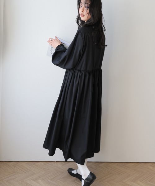 La-gemme（ラジェム）の「ギャザーデザインシャツワンピース（ワンピース・レディース・グレー/ホワイト/ブラック・フリー）」の7枚目の写真