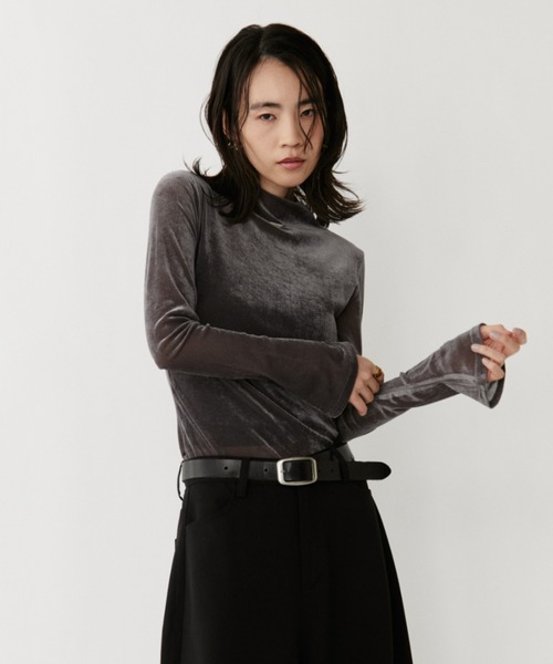 VION(ヴィオン)の「シアーメッシュロングスリーブティー / Sheer Mesh Long Sleeve TEE(Tシャツ/カットソー・レディース・ブラック/グレー・FREE)」の3枚目の写真