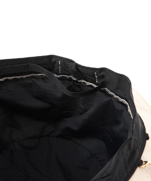 SALON adam et rope'(サロン アダム エ ロペ)の「2WAYレイヤーハット / 撥水・UVケア・取り外し可(ハット・レディース・ブラック/ベージュ系その他2・FREE)」の8枚目の写真