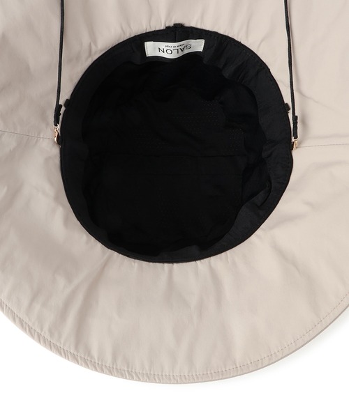 SALON adam et rope'(サロン アダム エ ロペ)の「2WAYレイヤーハット / 撥水・UVケア・取り外し可(ハット・レディース・ブラック/ベージュ系その他2・FREE)」の17枚目の写真