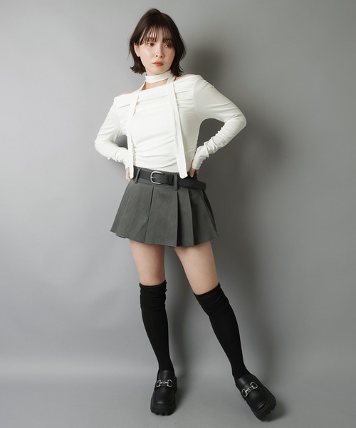 SPINNS(スピンズ)の「【セットアイテム】タイ付き長袖カットソー/ギャザー/ストール付き(Tシャツ/カットソー・レディース・ブラック/ホワイト/チャコール・ONESIZE)」の15枚目の写真
