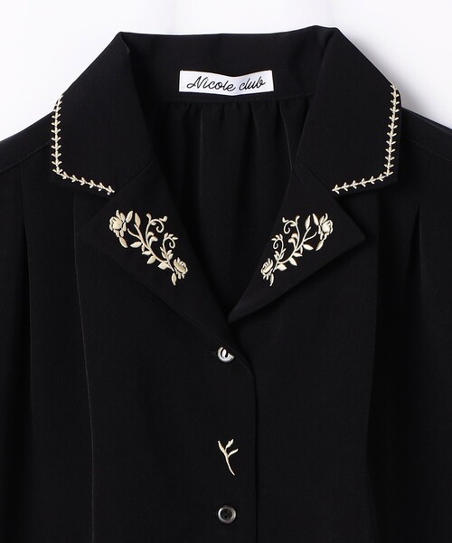 NICOLE CLUB(ニコル クラブ)の「開襟刺繍ブラウス(シャツ/ブラウス・レディース・ブラック/サックスブルー/オフホワイト/イエロー・M)」の20枚目の写真