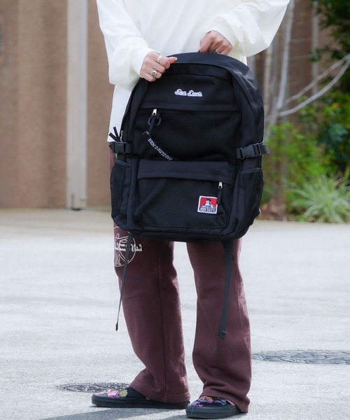 BEN DAVIS(ベンデイビス)の「【BEN DAVIS/ベンデイビス】【中身が見えるメッシュポケット】デイパック 30L大容量 前面2ポケット 15インチPC収納(バックパック/リュック・メンズ・ブラック/ブルー/レッド・FREE)」の15枚目の写真