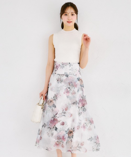 tocco closet(トッコ クローゼット)の「バックレースアップシアーフラワープリントフレアスカート(スカート・レディース・ラベンダー/ピンク・M)」の19枚目の写真