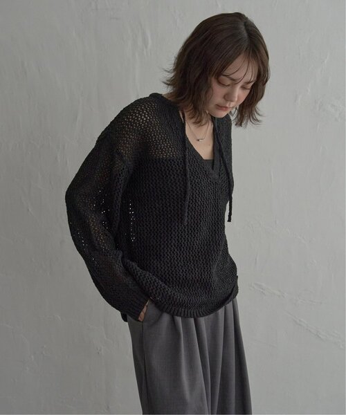 notch.（ノッチ）の「MIXメッシュキーネックプルオーバー（ニット/セーター・レディース・ブラック/アイボリー/グレー・M）」の9枚目の写真