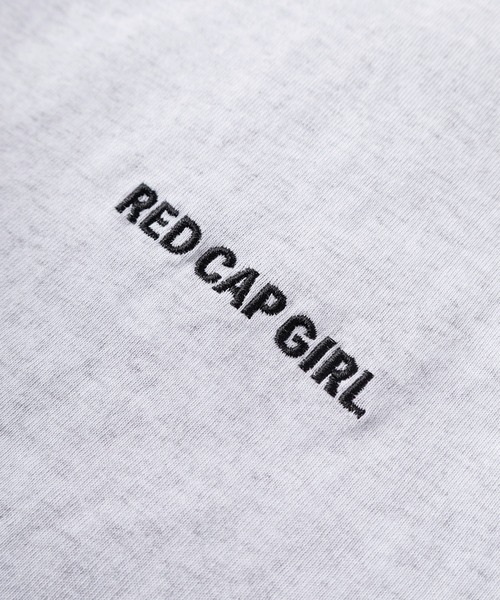 Red Cap Girl(レッドキャプガール)の「【70】【RCG/レッドキャップガール】ワンポイント刺繍 バックプリント クルーネックTシャツ/ユニセックス/レディース/メンズ(Tシャツ/カットソー・メンズ・ブラック系/ブルー系/ブルー系1/ブラック系1/ライトグレー系/ホワイト系/ホワイト系1/ライトグレー系1・M/L)」の18枚目の写真