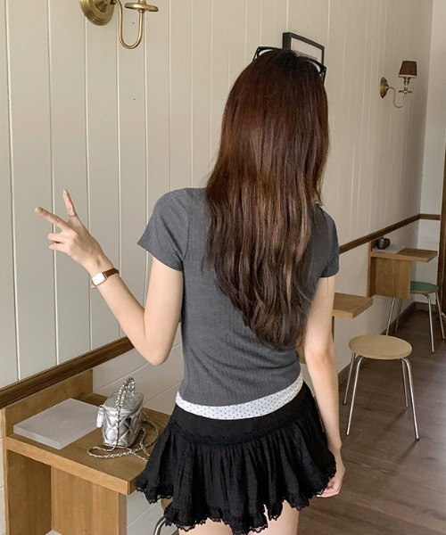 lulufa(ルルファ)の「ドットレイヤードVネックリブTシャツ(Tシャツ/カットソー・レディース・ネイビー/グレー・LARGE/MEDIUM)」の10枚目の写真