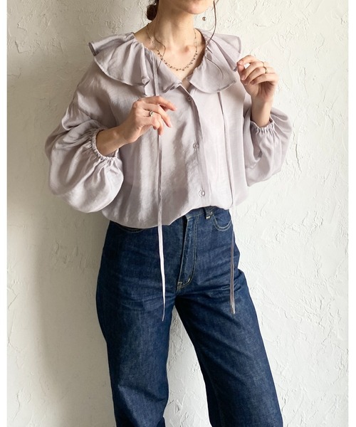 She's Closet(シーズクローゼット)の「長袖 ビッグ襟 Vネック ラッフルカラー シアー フリルブラウス(シャツ/ブラウス・レディース・グレー/ブラック/グレイッシュベージュ/ホワイト・FREE)」の14枚目の写真