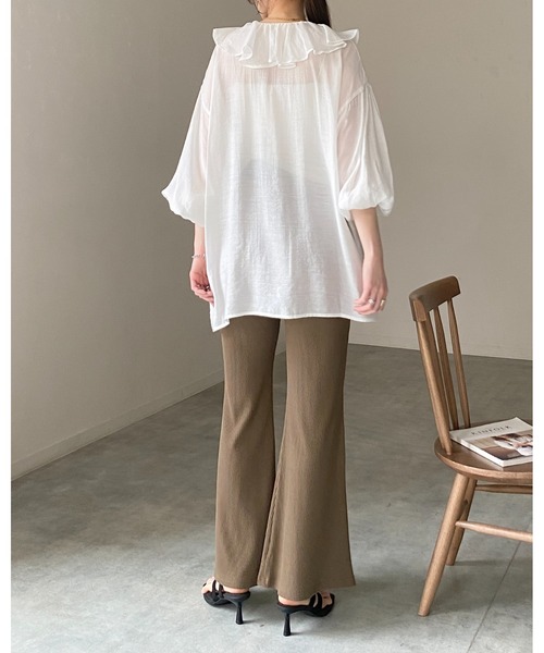 She's Closet(シーズクローゼット)の「長袖 ビッグ襟 Vネック ラッフルカラー シアー フリルブラウス(シャツ/ブラウス・レディース・グレー/ブラック/グレイッシュベージュ/ホワイト・FREE)」の22枚目の写真