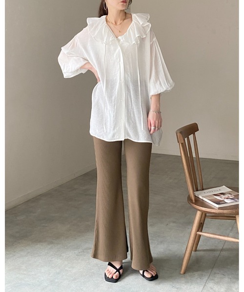 She's Closet(シーズクローゼット)の「長袖 ビッグ襟 Vネック ラッフルカラー シアー フリルブラウス(シャツ/ブラウス・レディース・グレー/ブラック/グレイッシュベージュ/ホワイト・FREE)」の6枚目の写真