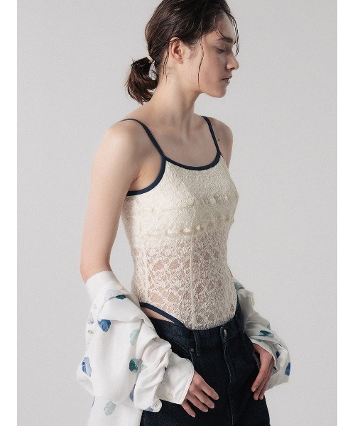 ELCHELE(エルチェレ)の「LACE CAMI BODYSUIT(キャミソール・レディース・ブラック/ベージュ/オフホワイト・38/36)」の5枚目の写真
