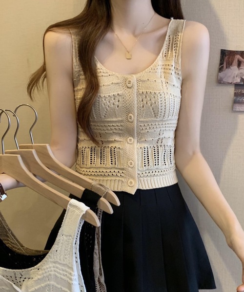 Teem Store(チームストア)の「クロシェニットベスト 夏ニット 前ボタンタンクトップ(ベスト・レディース・アイボリー/ブラック/ホワイト/ベージュ・F)」の18枚目の写真