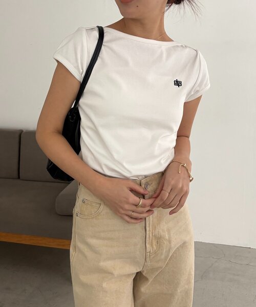 CAPRICIEUX LE'MAGE(カプリシューレマージュ)の「1ポイントボートネックT(Tシャツ/カットソー・レディース・ブラウン/ホワイト/ブラック/イエロー・FREE)」の22枚目の写真
