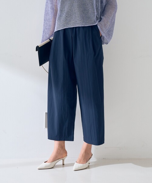 Rouge vif（ルージュヴィフ）の「【ロングセラー】【2026SS新色登場】イージーワイドパンツ/ウエストゴム/クロップド丈（その他パンツ・レディース・ピンク/オフホワイト/ネイビー・40/38/36）」の2枚目の写真