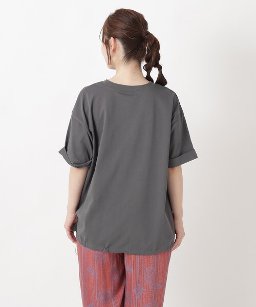 one'sterrace（ワンズテラス）の「カレッジロゴ入り 5分袖ドロストプルオーバー（Tシャツ/カットソー・レディース・グリーン系その他6/アイボリー系8/グレー系その他7・02）」の6枚目の写真