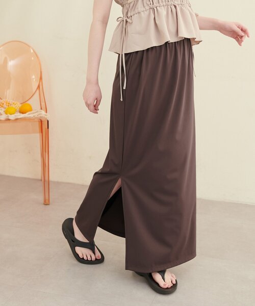 natural couture(ナチュラルクチュール)の「【水着】スリット付きロングスカート(水着・レディース・オフホワイト/ブラック/ブラウン・FREE)」の18枚目の写真