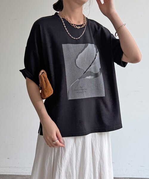 DouDou(ドゥドゥ)の「【WEB限定】ストーンプリントトップス(Tシャツ/カットソー・レディース・ブラック/オフホワイト・FREE)」の5枚目の写真