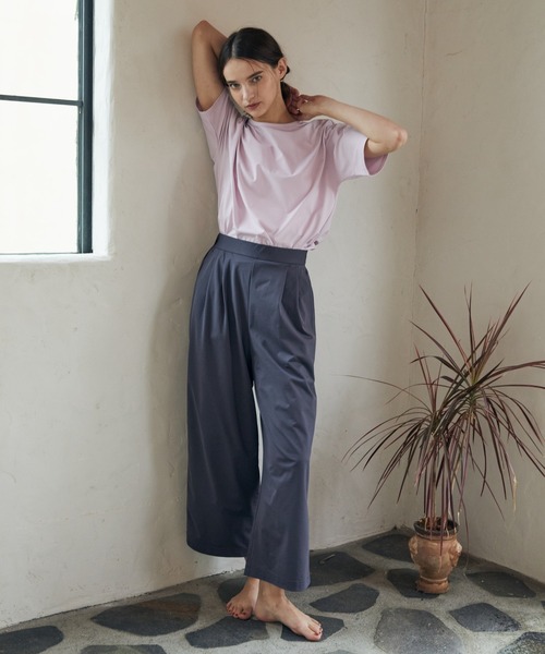 Julier Yoga and Relax(ジュリエヨガアンドリラックス)の「Julier ムーブプライムワイドパンツ(その他パンツ・レディース・ブラック/チャコール・1/0)」の6枚目の写真