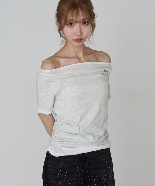 RAY CASSIN(レイカズン)の「オフショルレイヤード半袖Tシャツ(Tシャツ/カットソー・レディース・グレー/ネイビー/ベージュ系その他2/ホワイト系その他・FREE)」の7枚目の写真