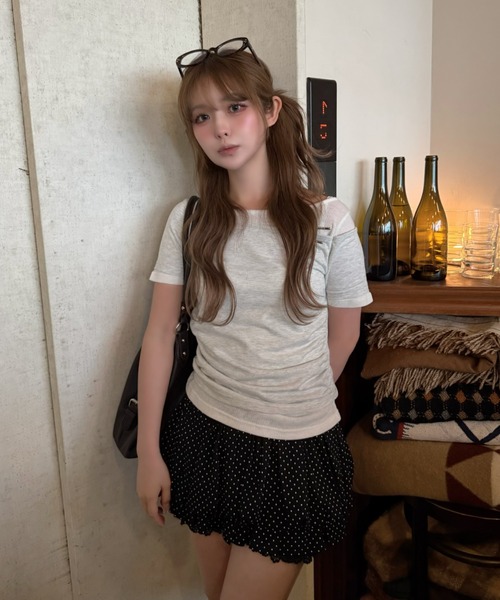 RAY CASSIN(レイカズン)の「オフショルレイヤード半袖Tシャツ(Tシャツ/カットソー・レディース・グレー/ネイビー/ベージュ系その他2/ホワイト系その他・FREE)」の14枚目の写真