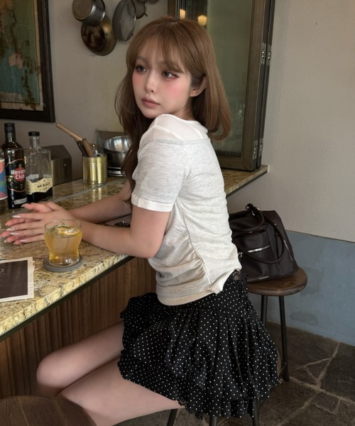 RAY CASSIN(レイカズン)の「オフショルレイヤード半袖Tシャツ(Tシャツ/カットソー・レディース・グレー/ネイビー/ベージュ系その他2/ホワイト系その他・FREE)」の15枚目の写真