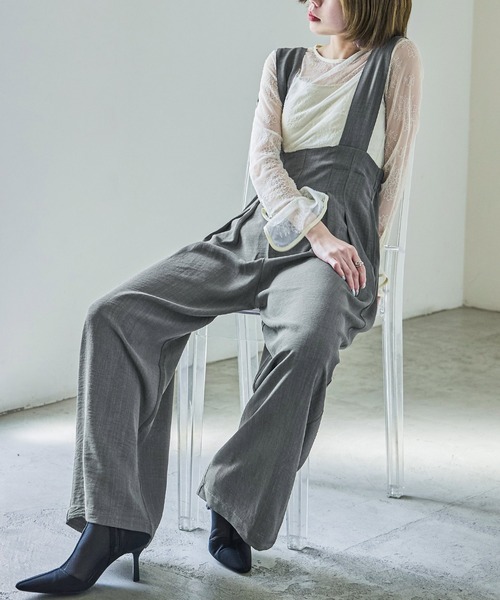 Fashion Letter（ファッションレター）の「タックワイドサロペット スラックス（サロペット/オーバーオール・レディース・ブラック/チャコール・M）」の3枚目の写真