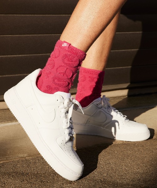 NIKE(ナイキ)の「NIKE W AIR FORCE 1 07 DD8959-100(スニーカー・メンズ・ホワイト・23cm/23.5cm/24cm/24.5cm/25cm)」の7枚目の写真