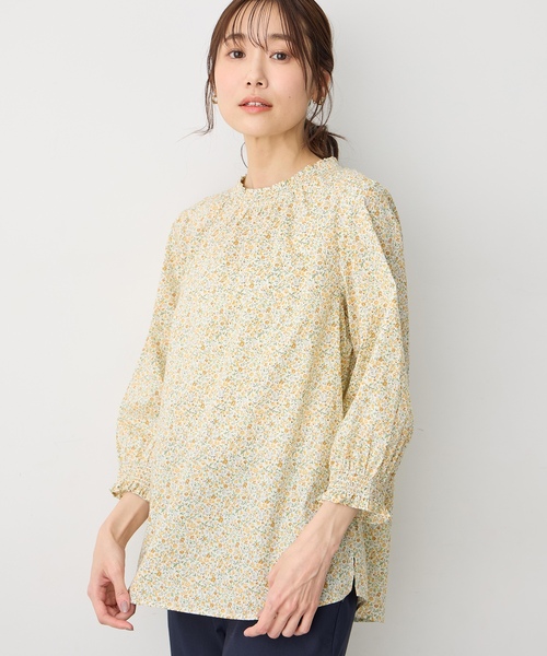 Petit Honfleur(プチオンフルール)の「【Liberty】リバティプリント衿フリルブラウス(シャツ/ブラウス・レディース・ブルー/グリーン/イエロー/ネイビー・9号/11号)」の9枚目の写真