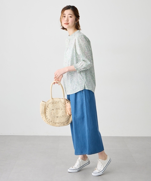 Petit Honfleur(プチオンフルール)の「【Liberty】リバティプリント衿フリルブラウス(シャツ/ブラウス・レディース・ブルー/グリーン/イエロー/ネイビー・9号/11号)」の21枚目の写真