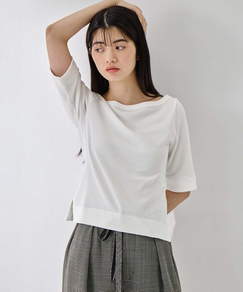 STUDIOUS(ステュディオス)の「【STUDIOUS/ステュディオス】Luxury Cotton Boat Neck Tee/ラグジュアリーコットンボートネックT(Tシャツ/カットソー・レディース・ホワイト/ブラック/ネイビー/レッド・FREE)」の2枚目の写真