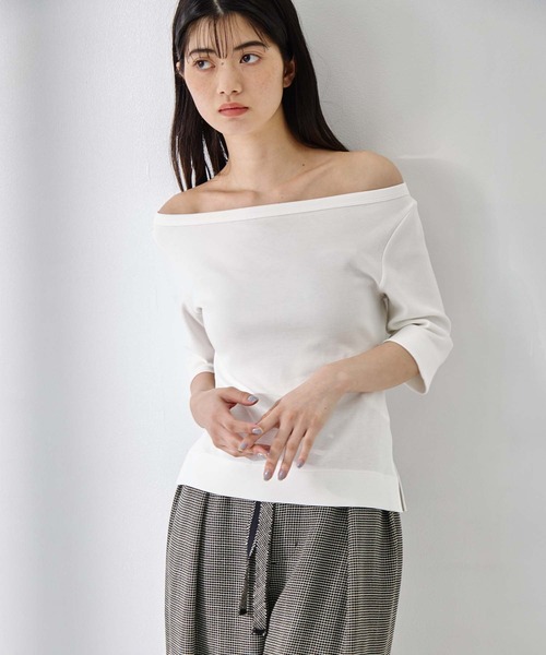 STUDIOUS(ステュディオス)の「【STUDIOUS/ステュディオス】Luxury Cotton Boat Neck Tee/ラグジュアリーコットンボートネックT(Tシャツ/カットソー・レディース・ホワイト/ブラック/ネイビー/レッド・FREE)」の14枚目の写真