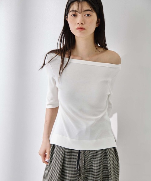 STUDIOUS(ステュディオス)の「【STUDIOUS/ステュディオス】Luxury Cotton Boat Neck Tee/ラグジュアリーコットンボートネックT(Tシャツ/カットソー・レディース・ホワイト/ブラック/ネイビー/レッド・FREE)」の17枚目の写真